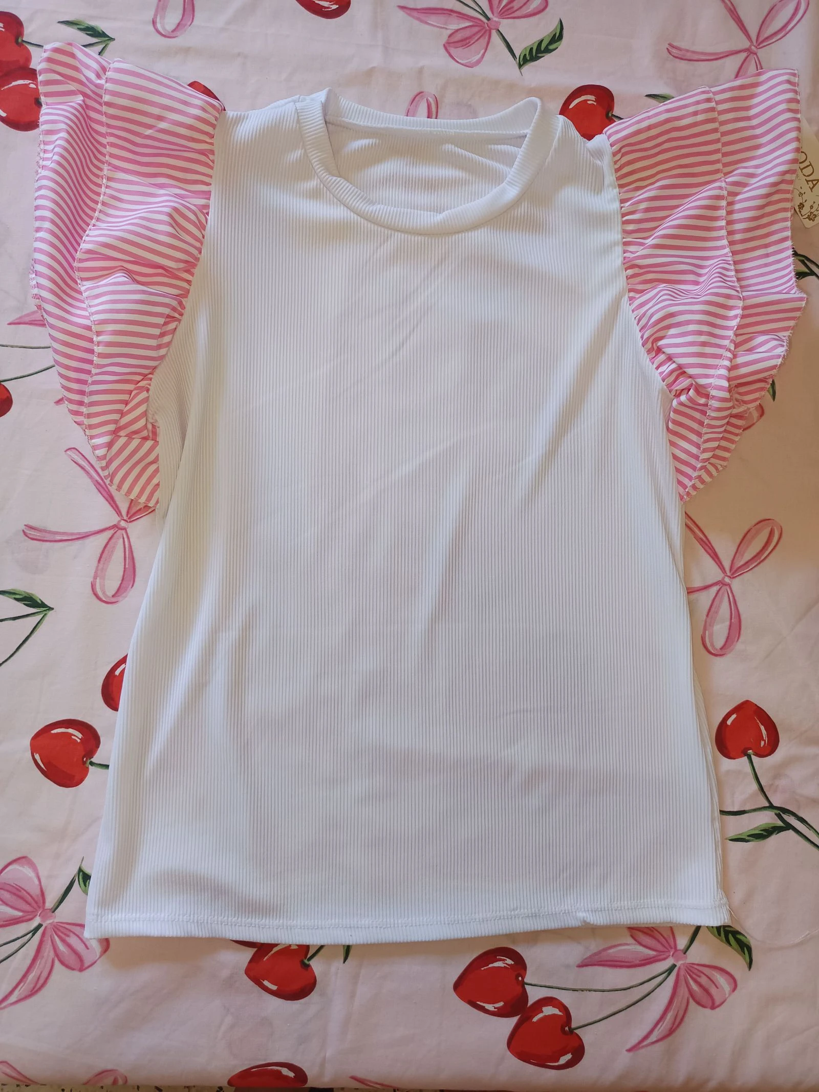 Camiseta canalé volantes rosa MODA / T-Shirt à volants rose / Ribbed ruffle top